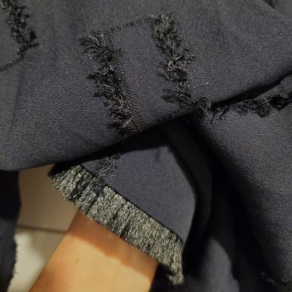 Luxury blouse small 4 Derek lam 10 crosby top tassles 3/4 sleeve crew neck shirt - Picture 2 of 16